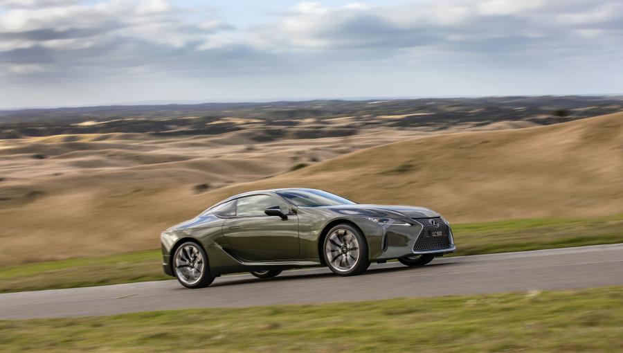  Lexus LC500 Inspiration Series 2019 года  (AU) (фото 2 из 8)